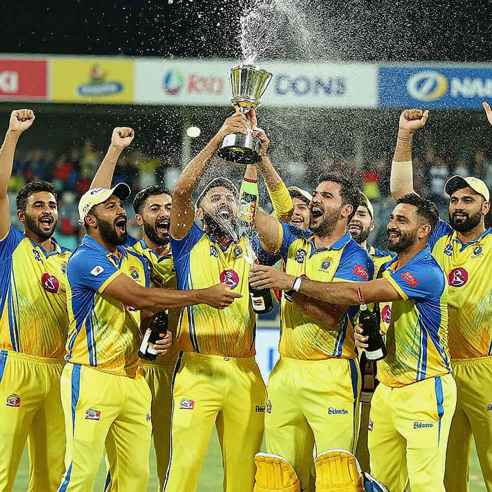 টাইমস্ট্যাম্পের খতিয়ান: ক্রিকেটের ট্রান্সফার উইন্ডোতে গুজব, এনওসি আর ওয়েজ বিলের নীরব হিসাব